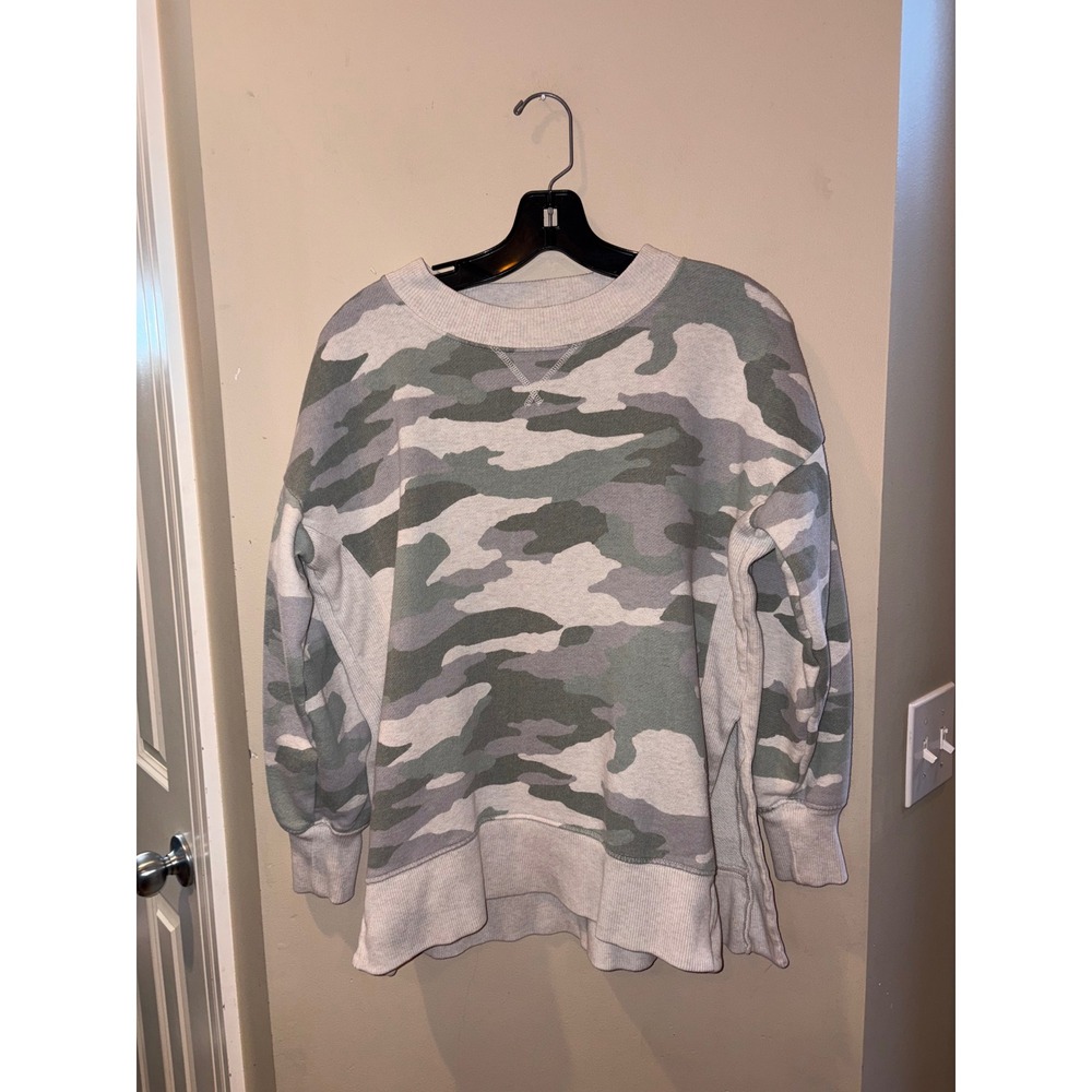 Aerie Womens Oversized Camo Sweatshirt Green Grey Crew Neck Side Slit Small